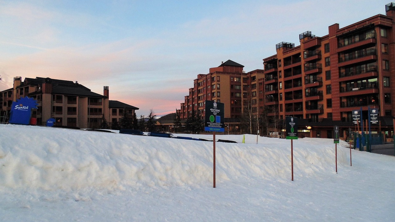 Photo of Others in Peak 9