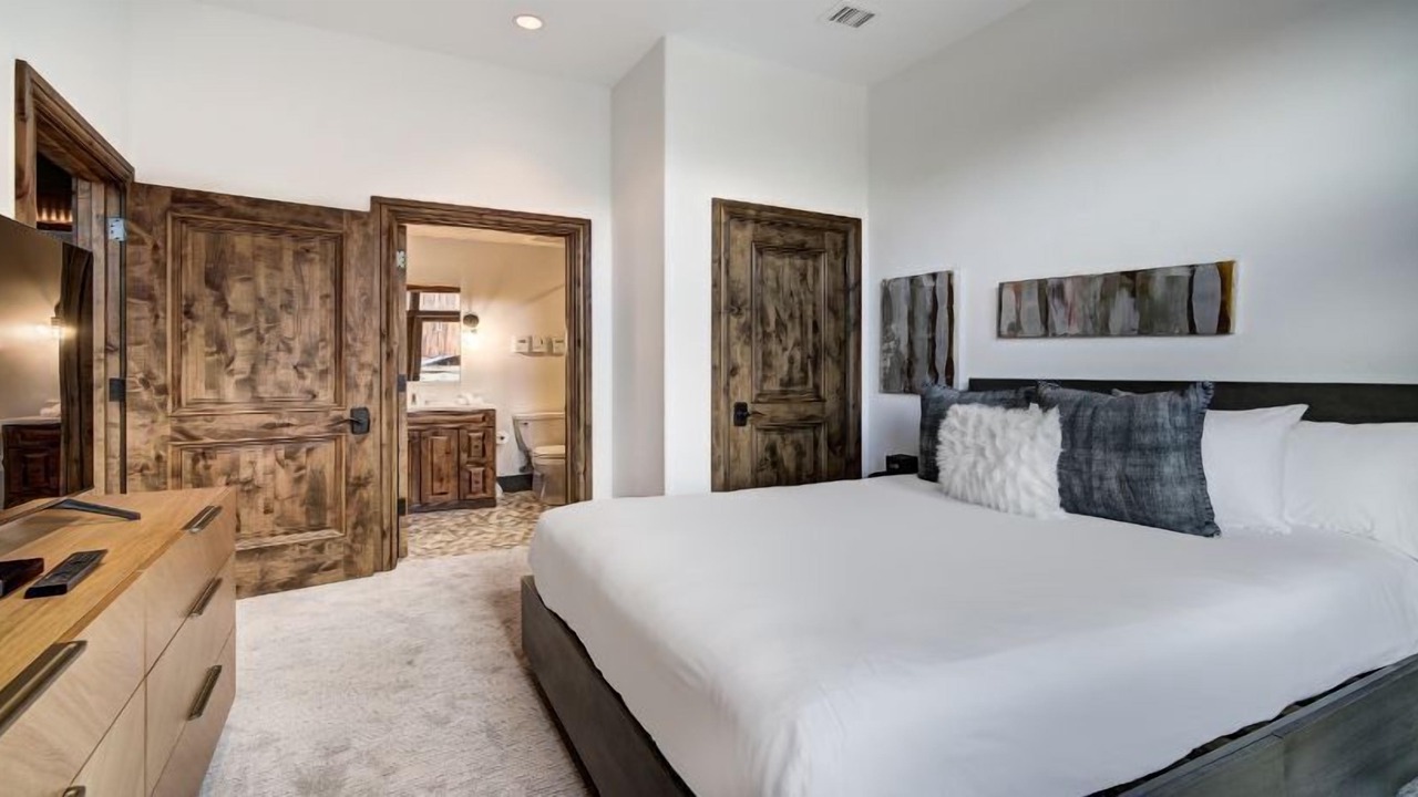 Photo of Bedroom in Gore Creek Place