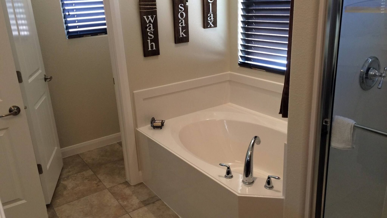 Photo of Bathroom in Hurricane