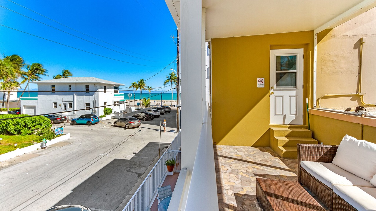 Photo of Outdoor in Hollywood South Central Beach