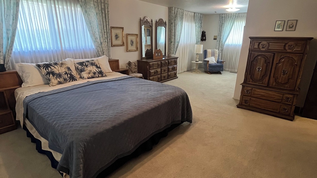 Photo of Bedroom in Northridge