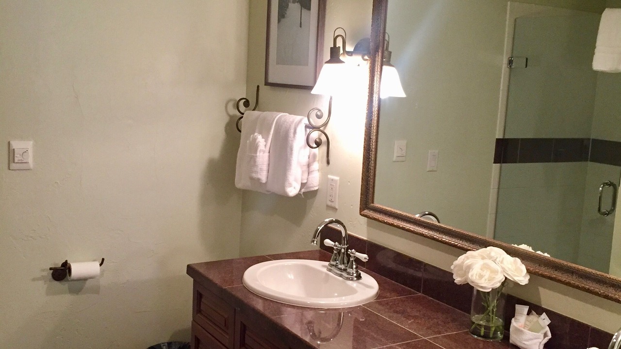 Photo of Bathroom in Copper Mountain Village