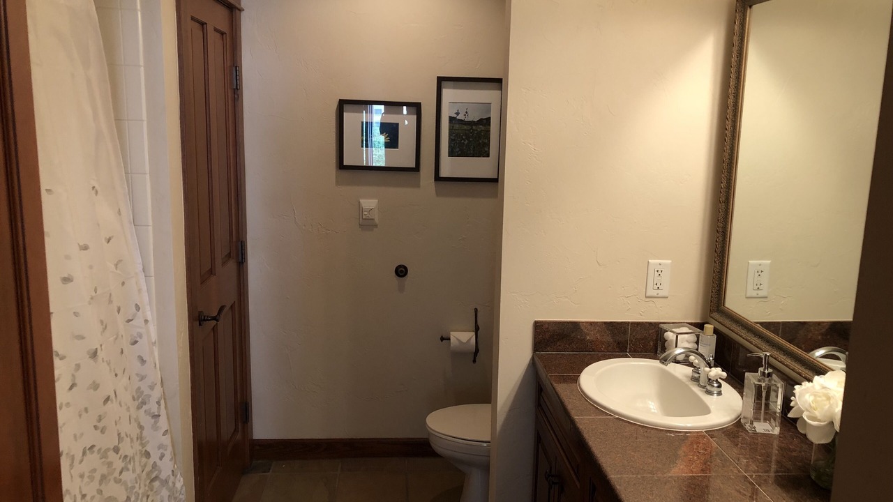 Photo of Bathroom in Copper Mountain Village