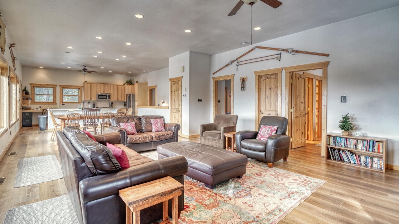 Photo of Livingroom in Leadville