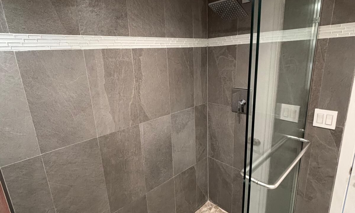 Photo of Bathroom in Bay Harbor Islands