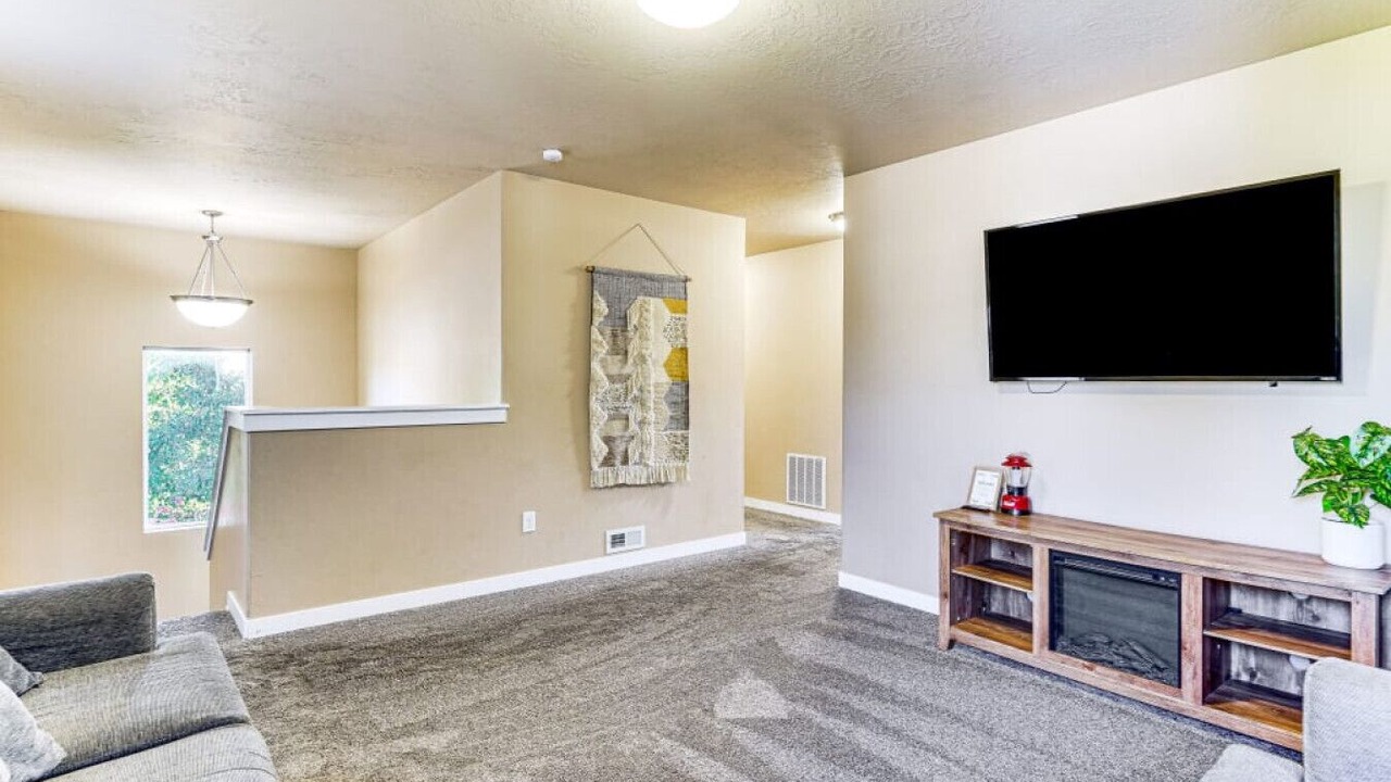 Photo of Bedroom in South Salt Lake
