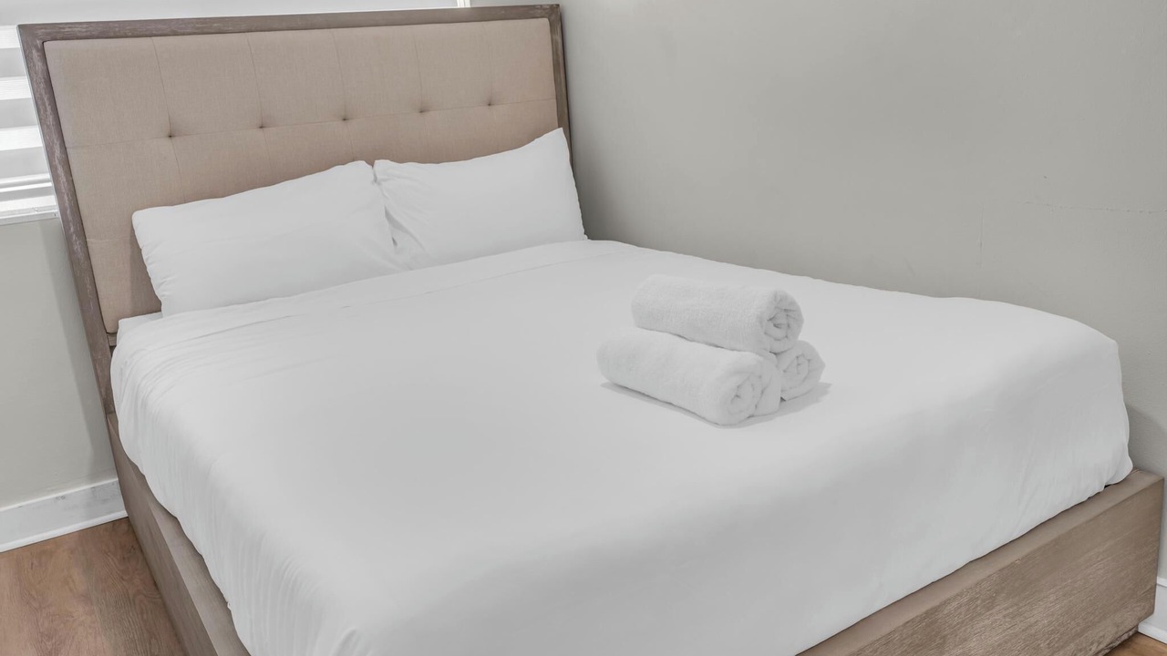 Photo of Bedroom in Bay Harbor Islands