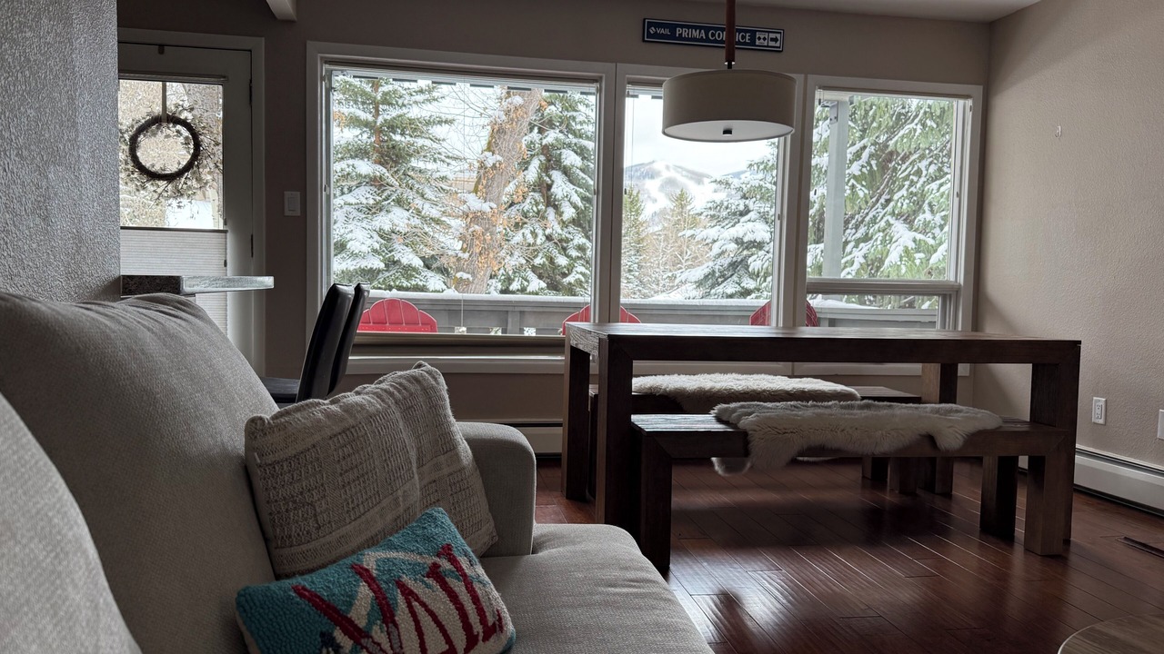 Photo of Livingroom in Vail