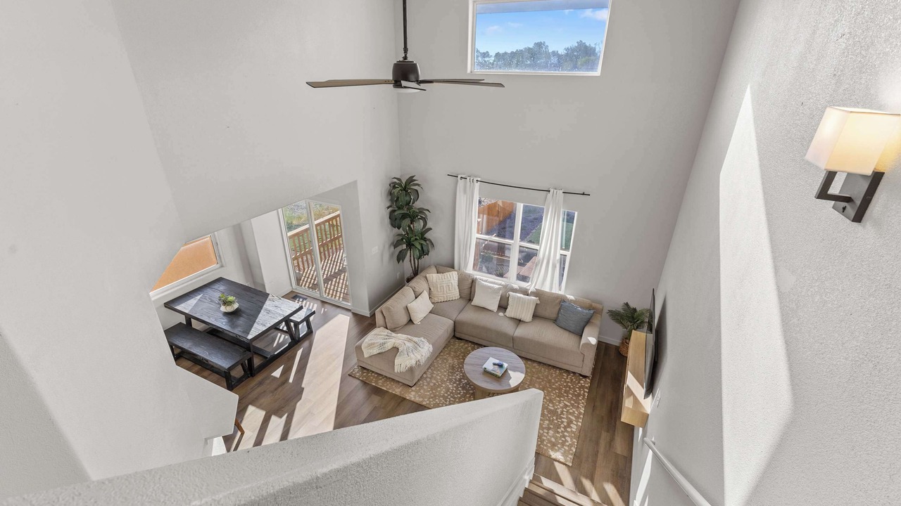 Photo of Livingroom in Pueblo West