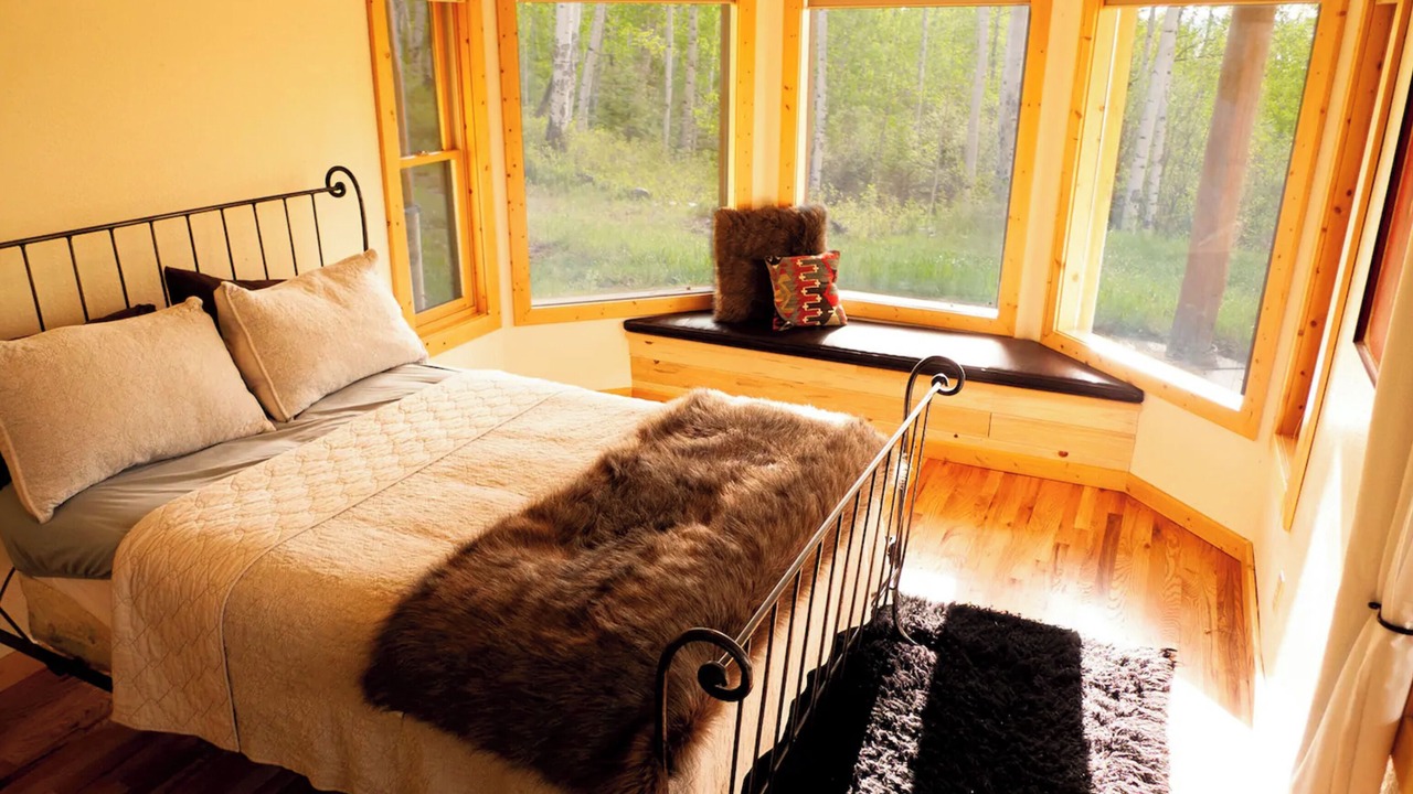 Photo of Bedroom in Twin Lakes