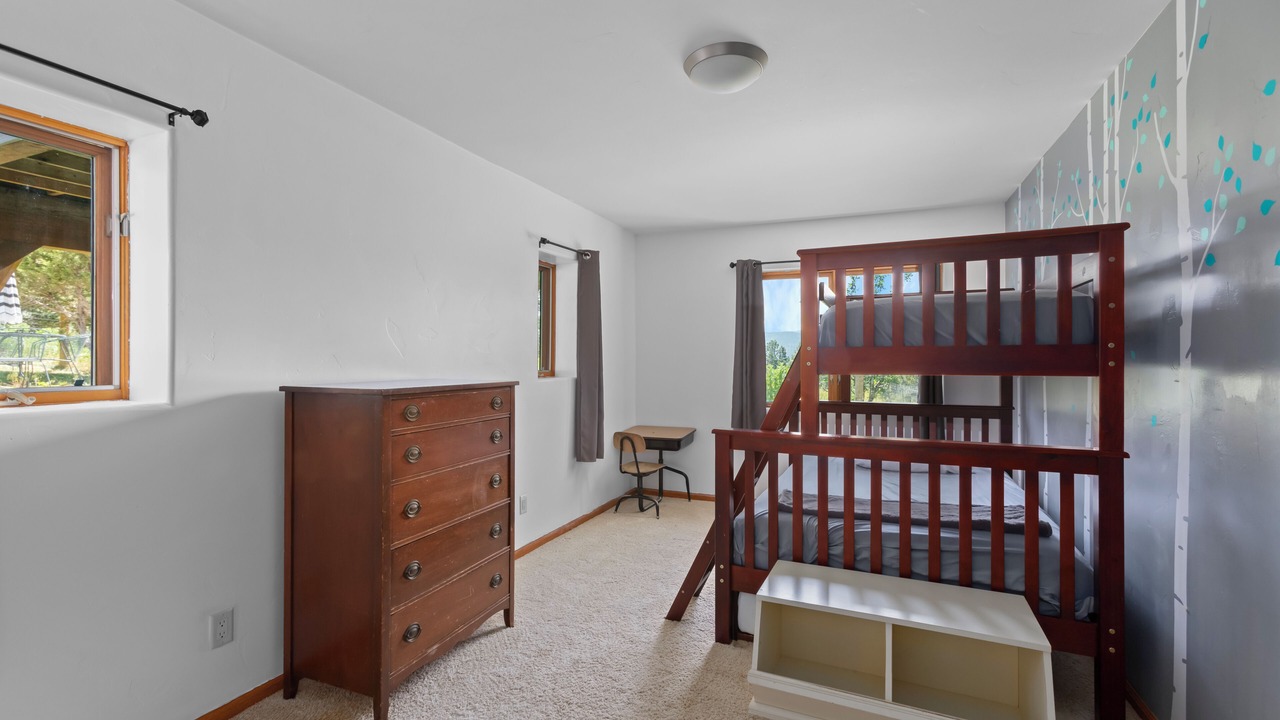 Photo of Bedroom in Missouri Heights
