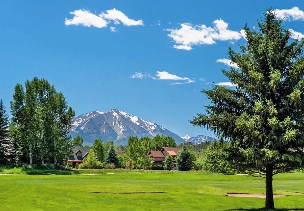 Photo of Others in Aspen Glen