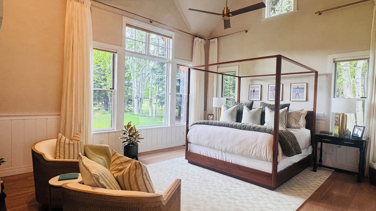 Photo of Livingroom in Aspen Glen