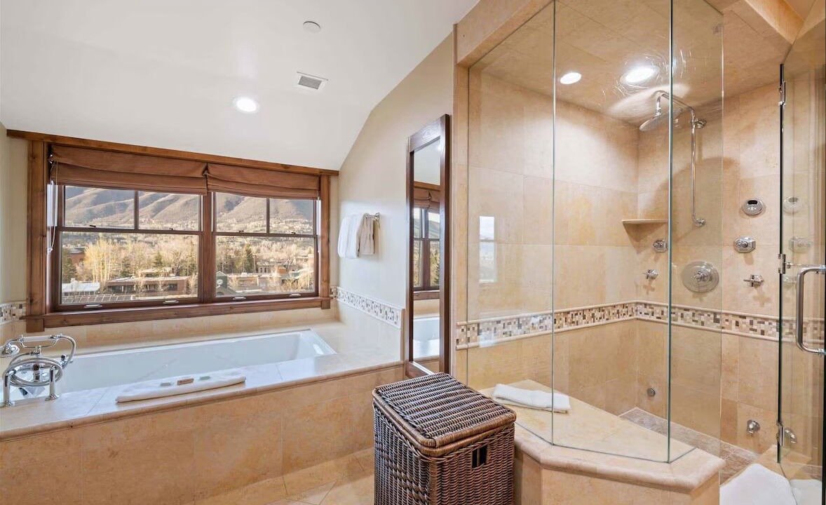 Photo of Bathroom in Aspen