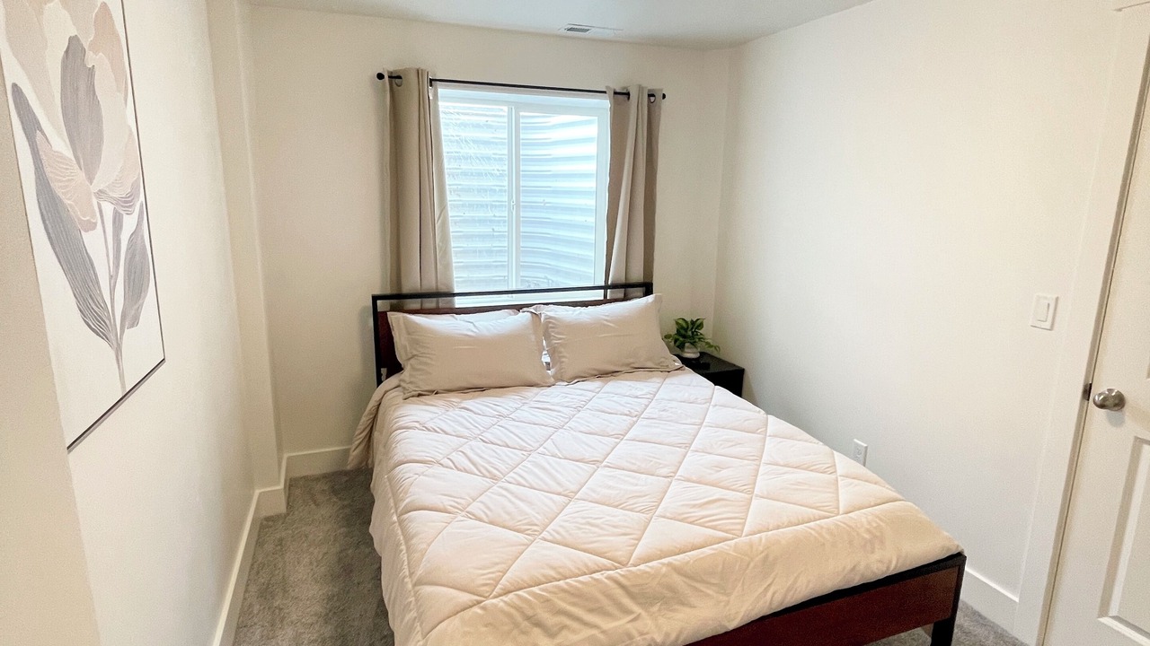 Photo of Bedroom in Roosevelt