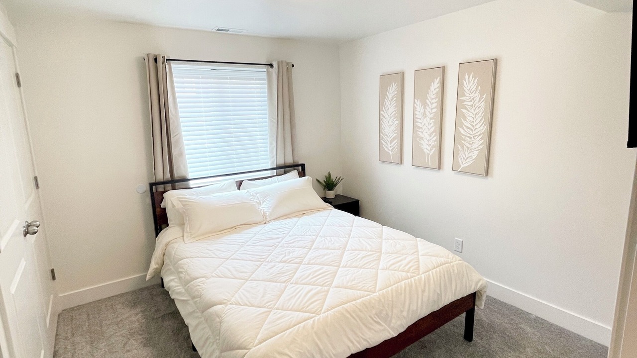 Photo of Bedroom in Roosevelt