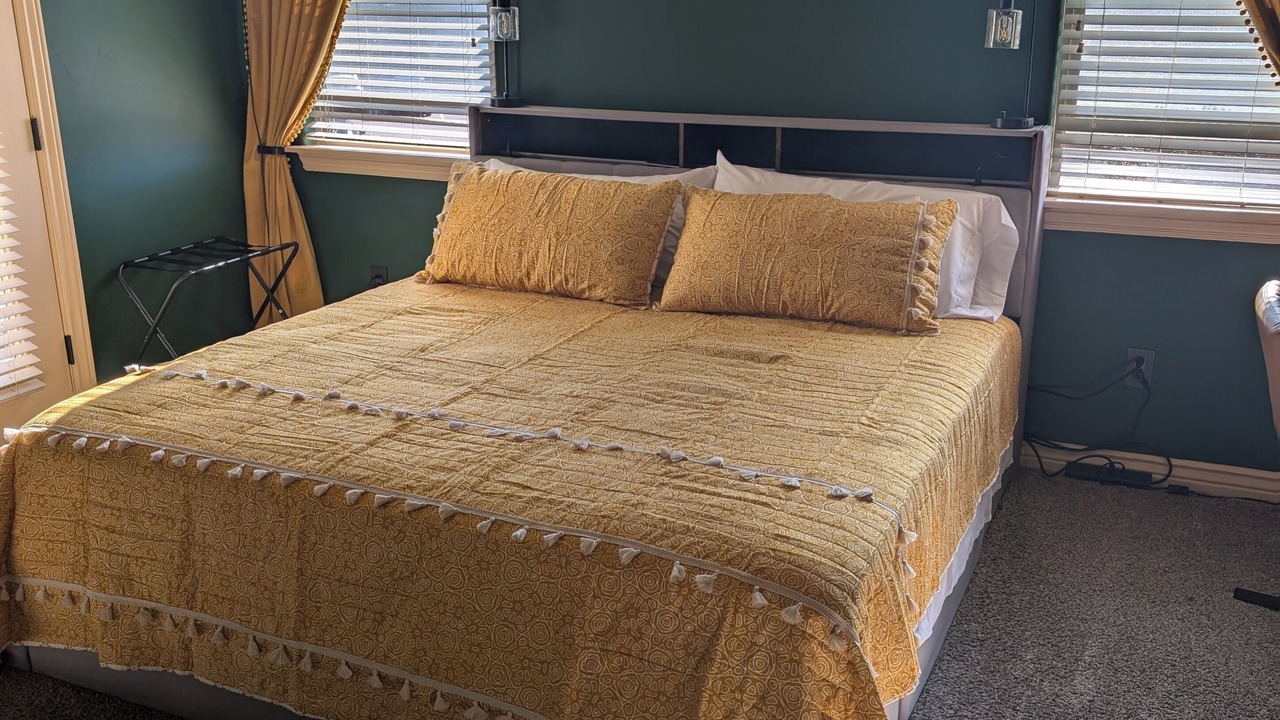 Photo of Bedroom in Vernal