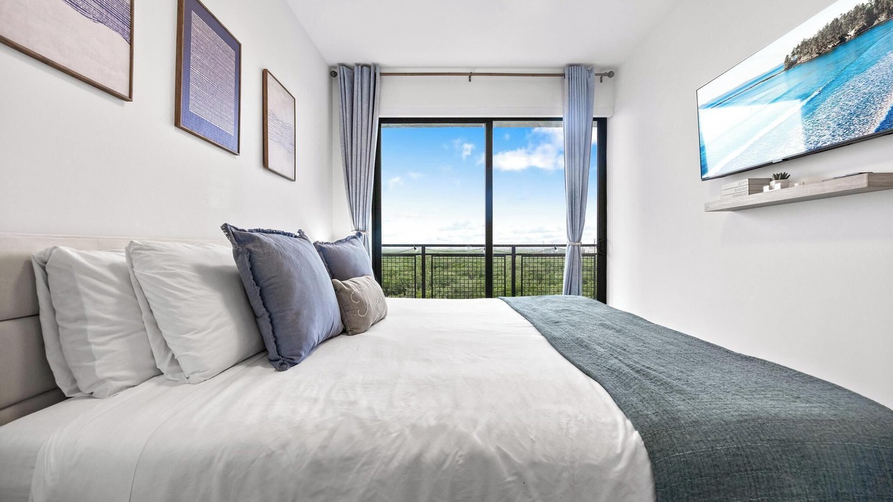 Photo of Bedroom in Dania Beach