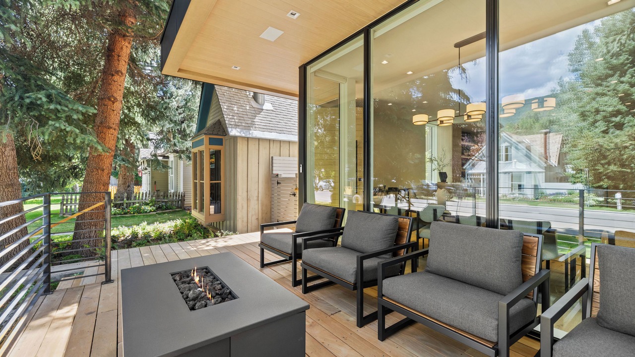 Photo of Patio Balcony in West End