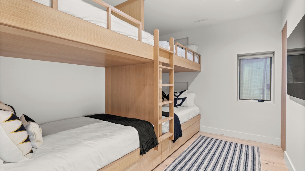 Photo of Bedroom in West End