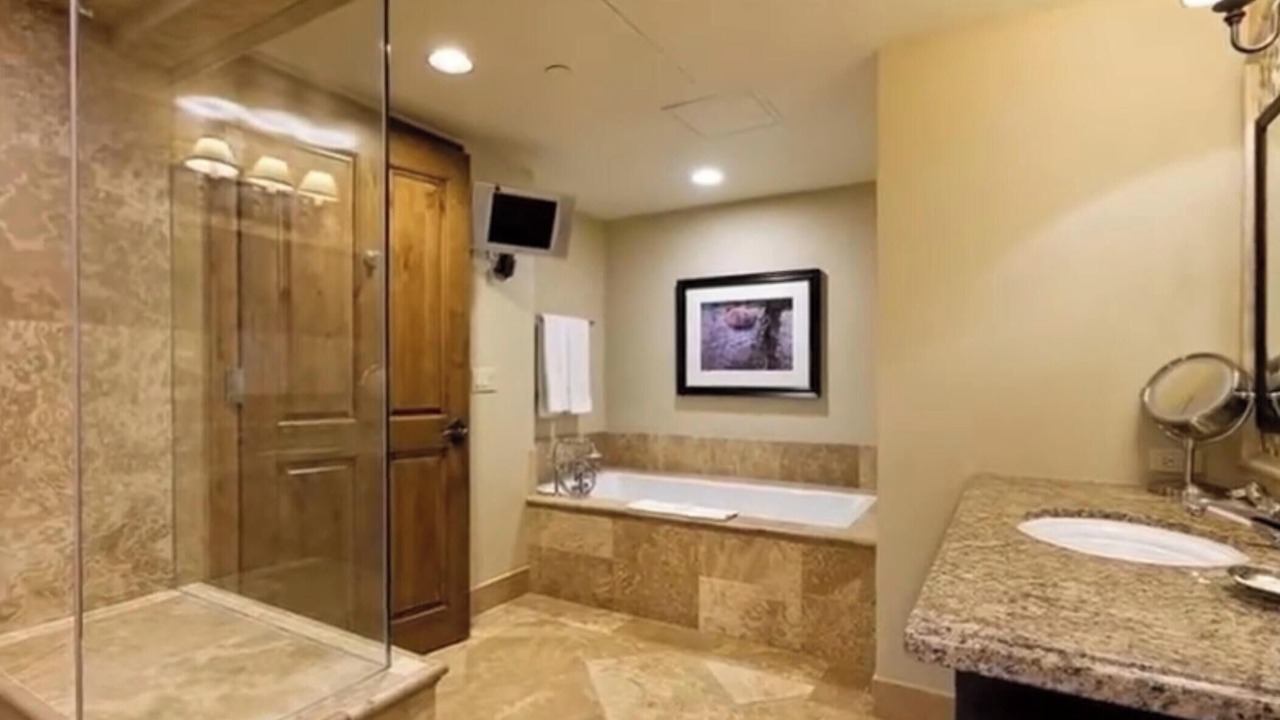 Photo of Bathroom in Aspen