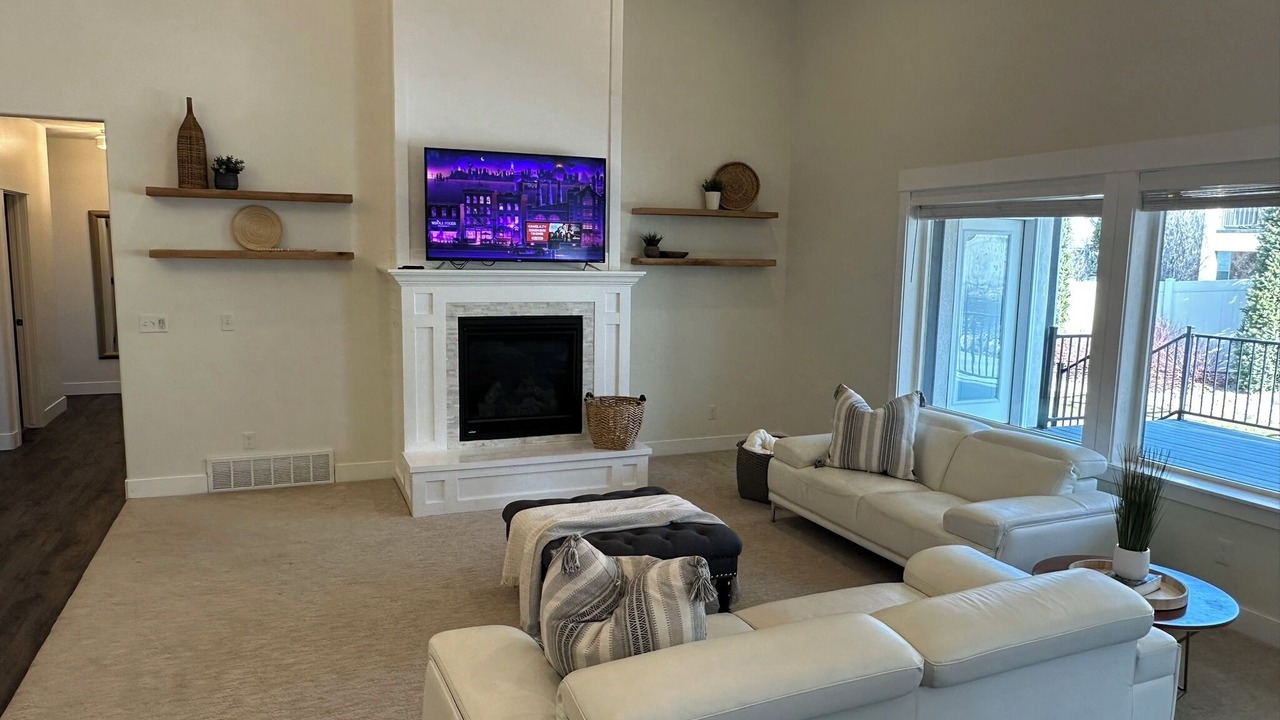 Photo of Livingroom in Salem