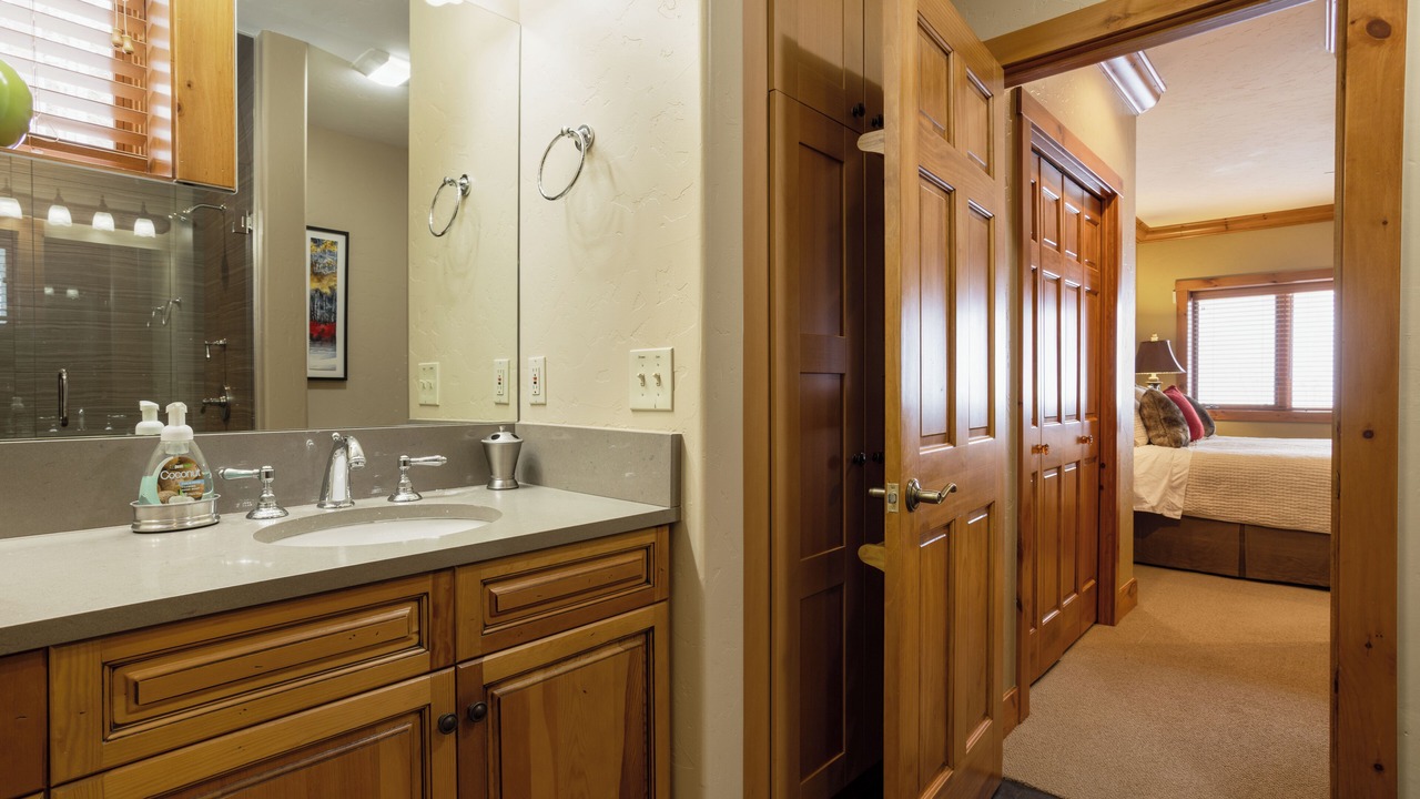 Photo of Bathroom in Edwards