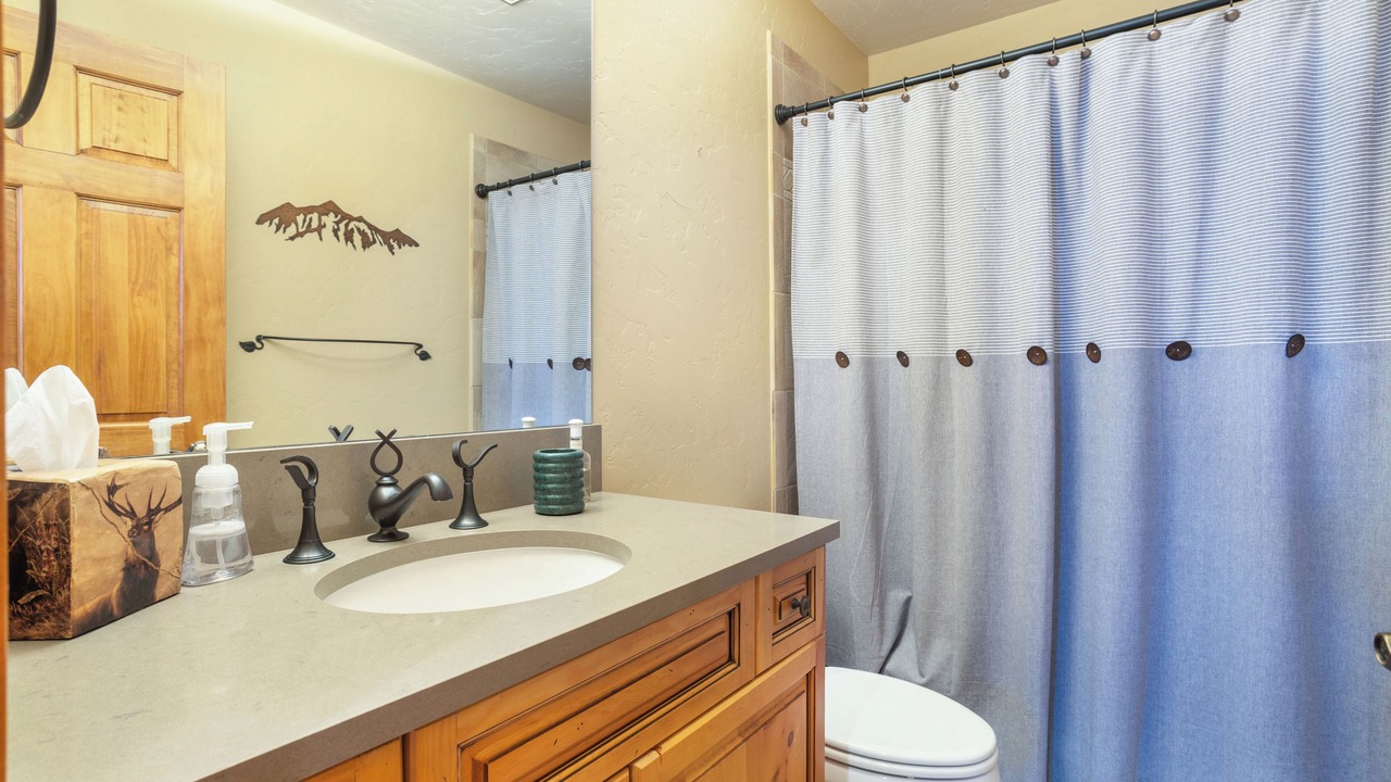 Photo of Bathroom in Edwards