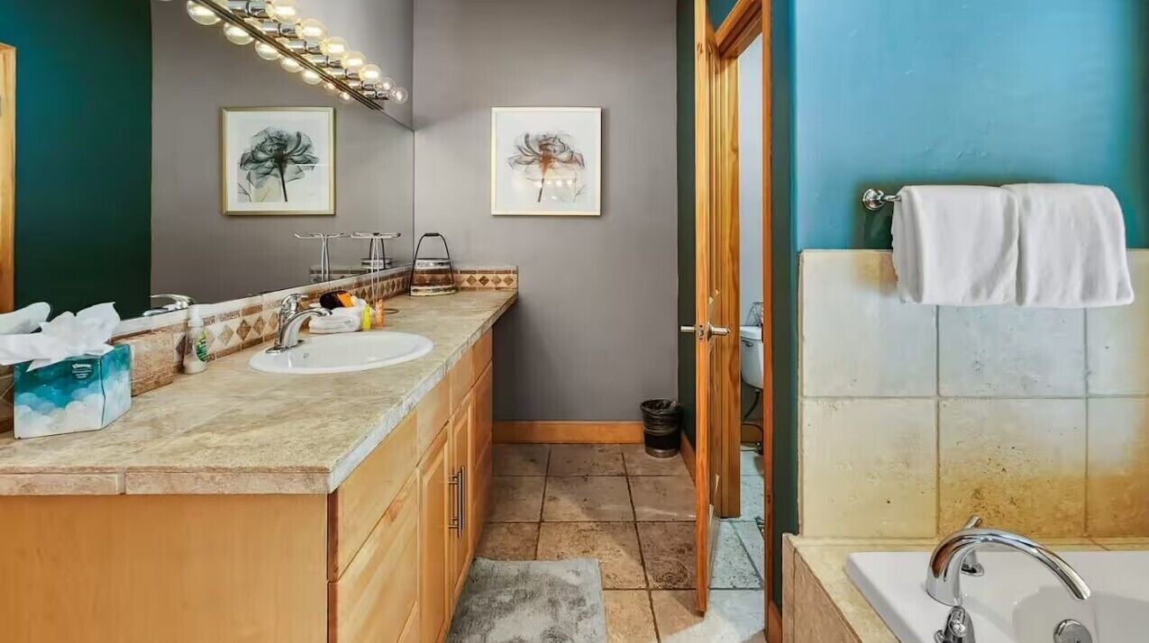 Photo of Bathroom in Quandary Village
