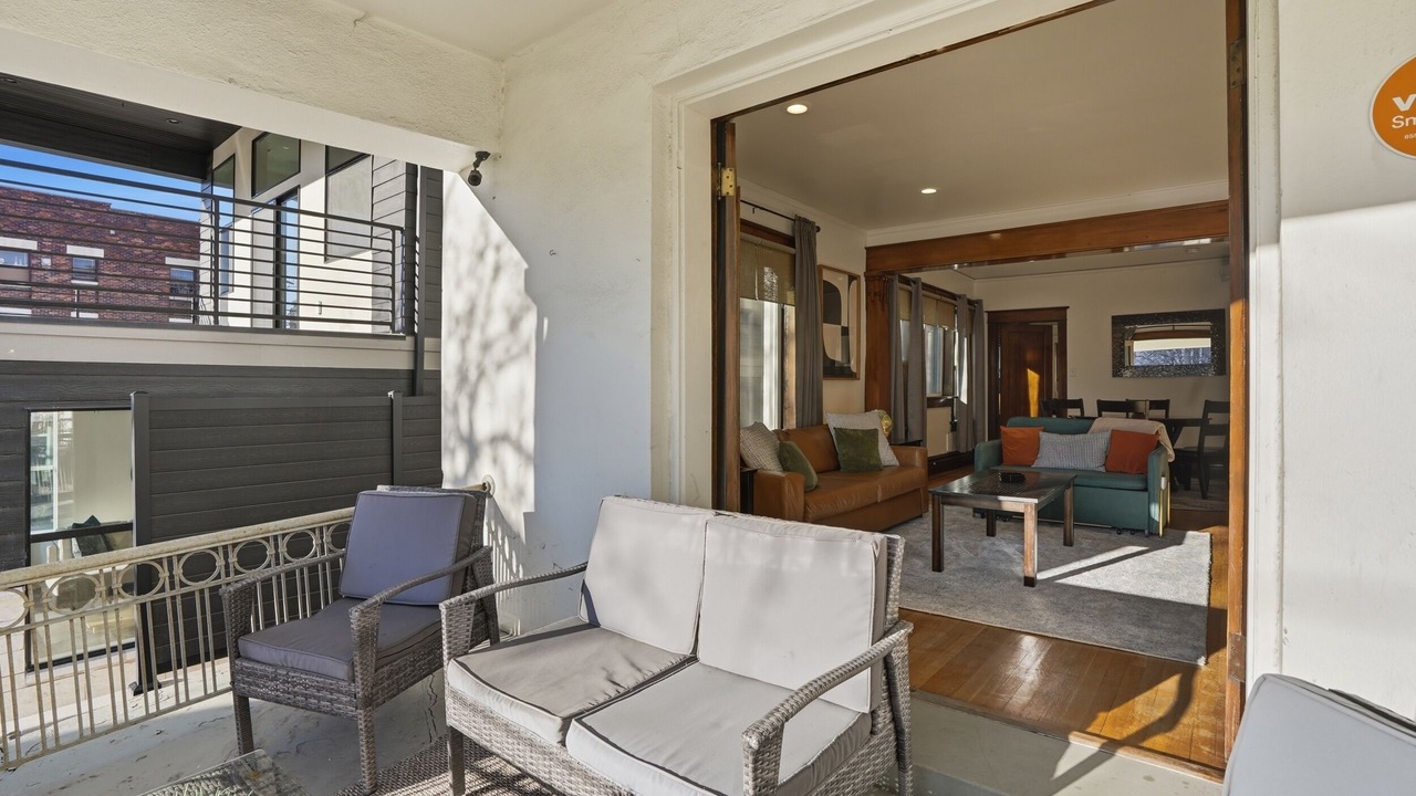 Photo of Bedroom in Central City