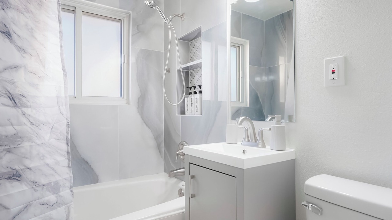 Photo of Bathroom in Aurora