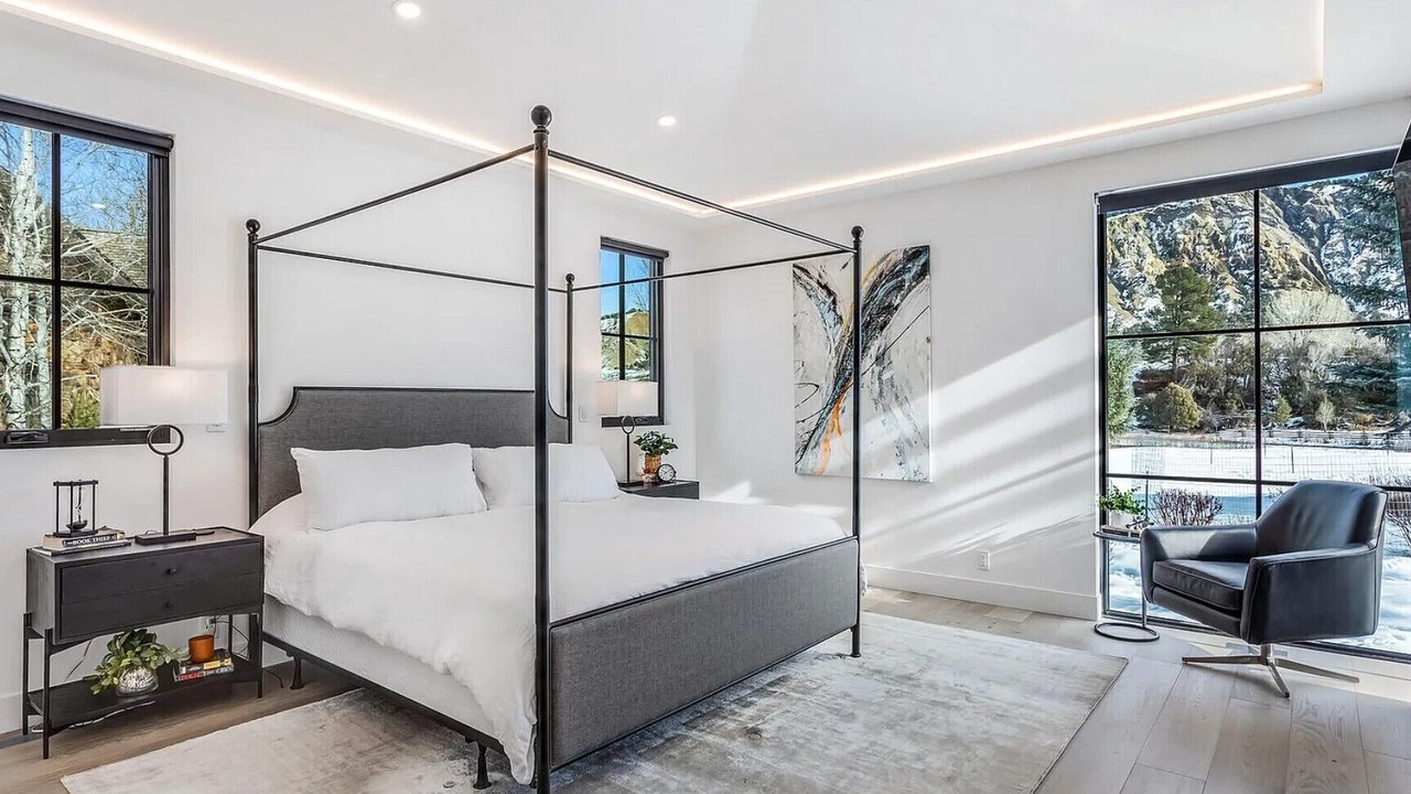 Photo of Bedroom in Aspen Glen