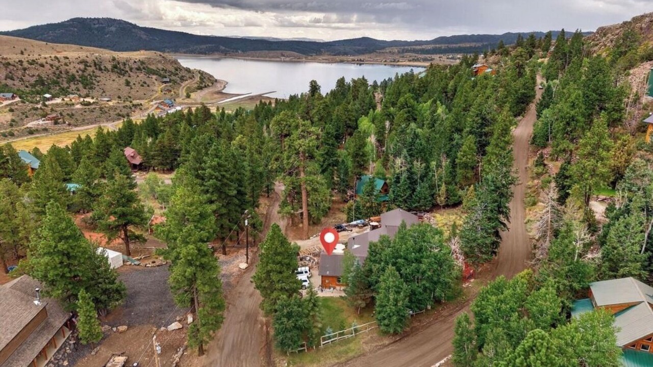 Photo of Outdoor in Mammoth Creek