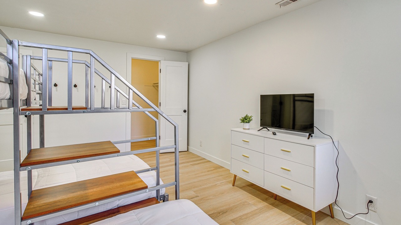 Photo of Bedroom in Midvale