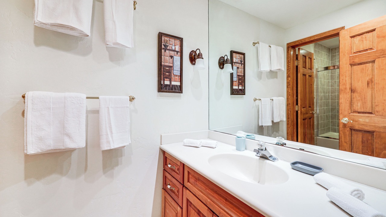 Photo of Bathroom in Highland Meadows