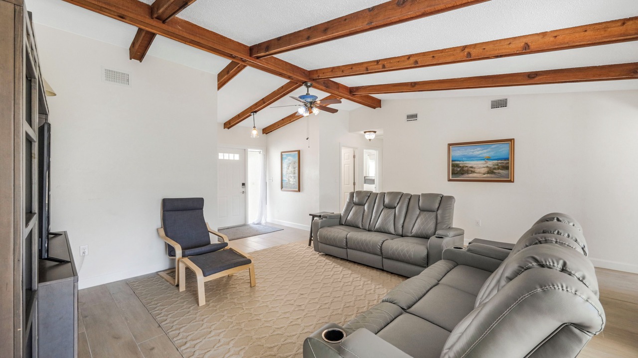 Photo of Livingroom in Isles of Capri