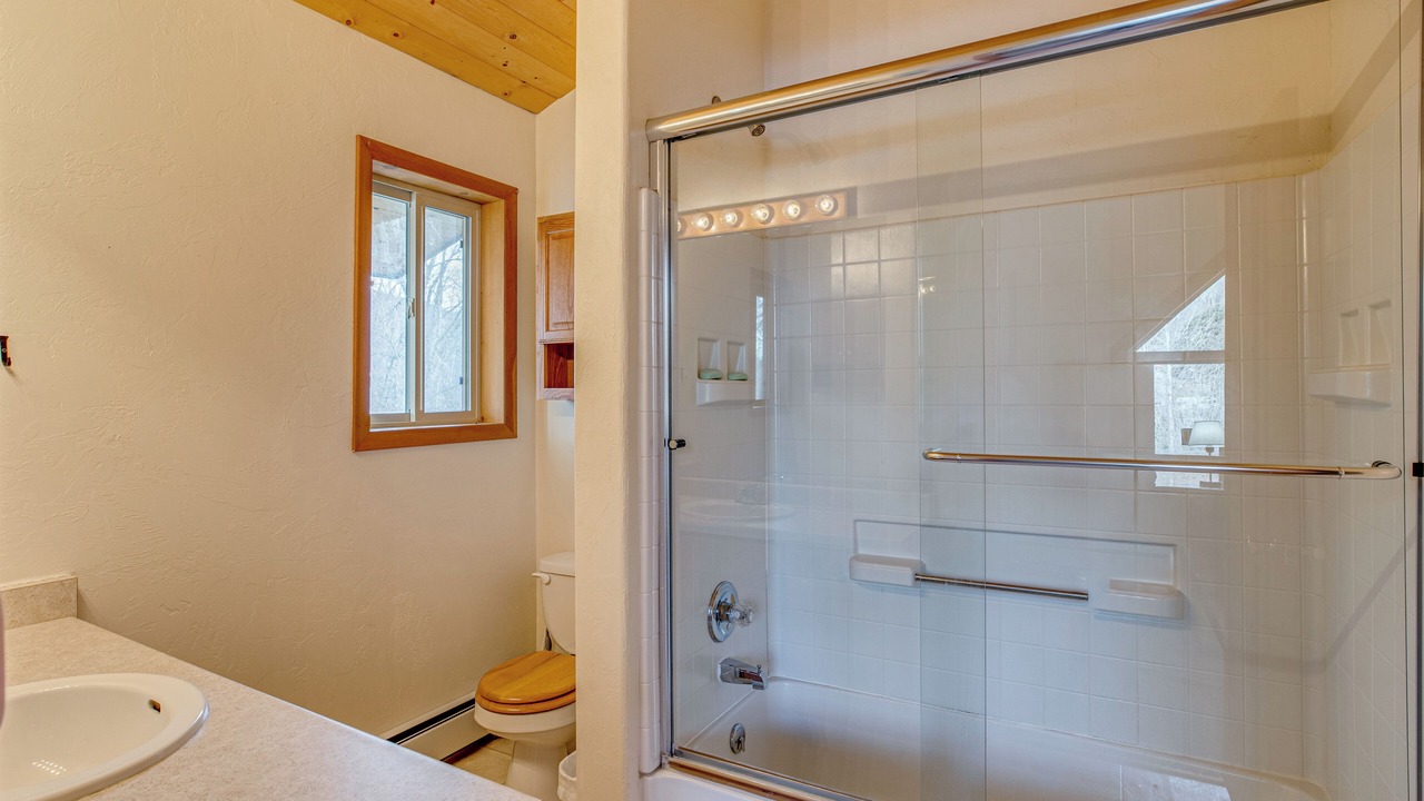 Photo of Bathroom in Gypsum