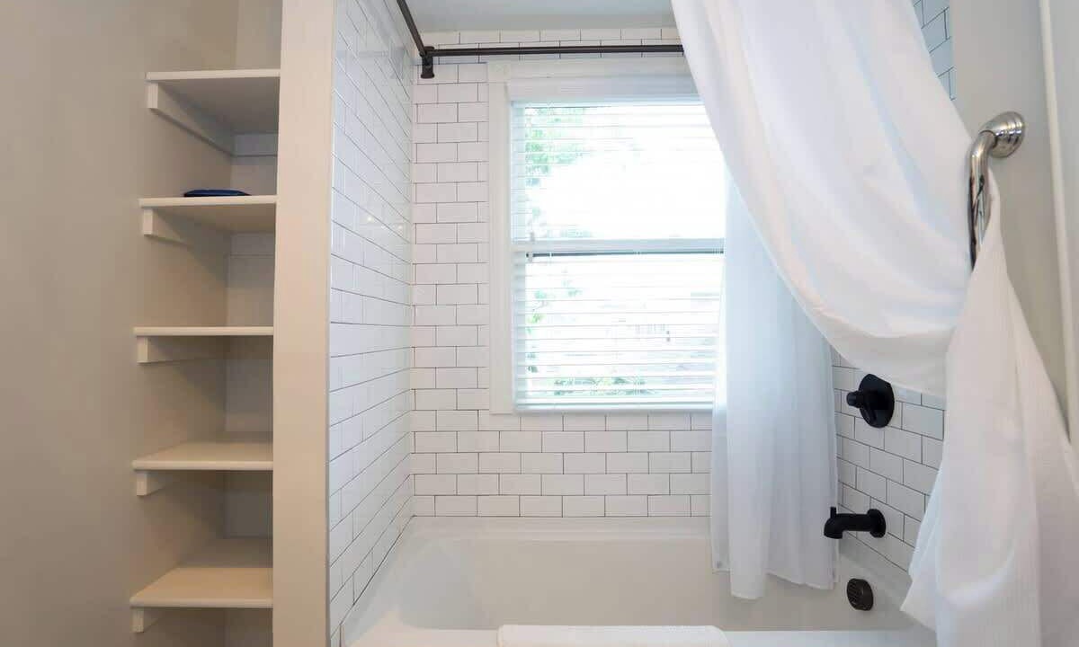 Photo of Bathroom in Five Points