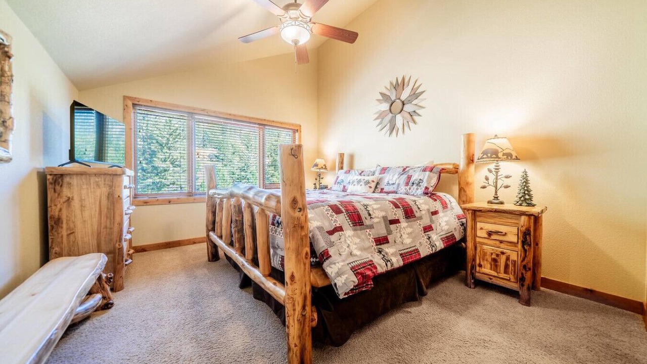 Photo of Bedroom in Estes Park