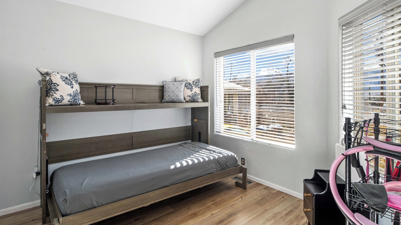 Photo of Bedroom in Glenwood Springs