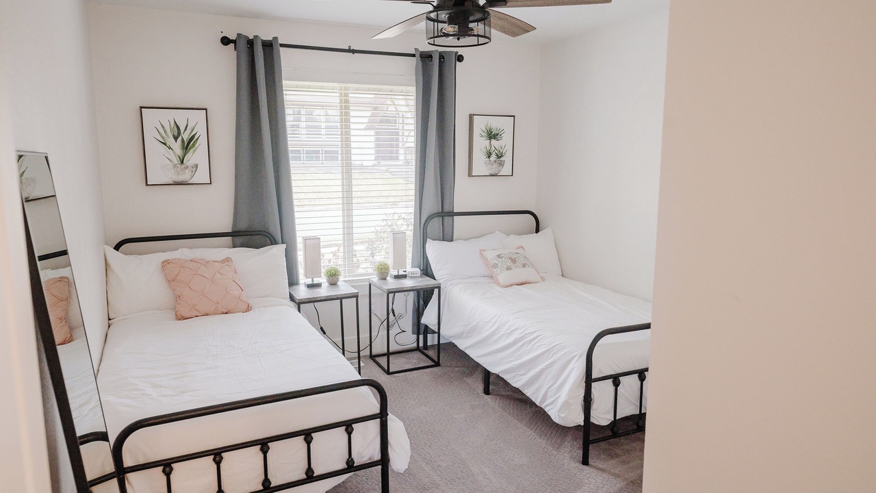 Photo of Bedroom in Cottonwood Heights