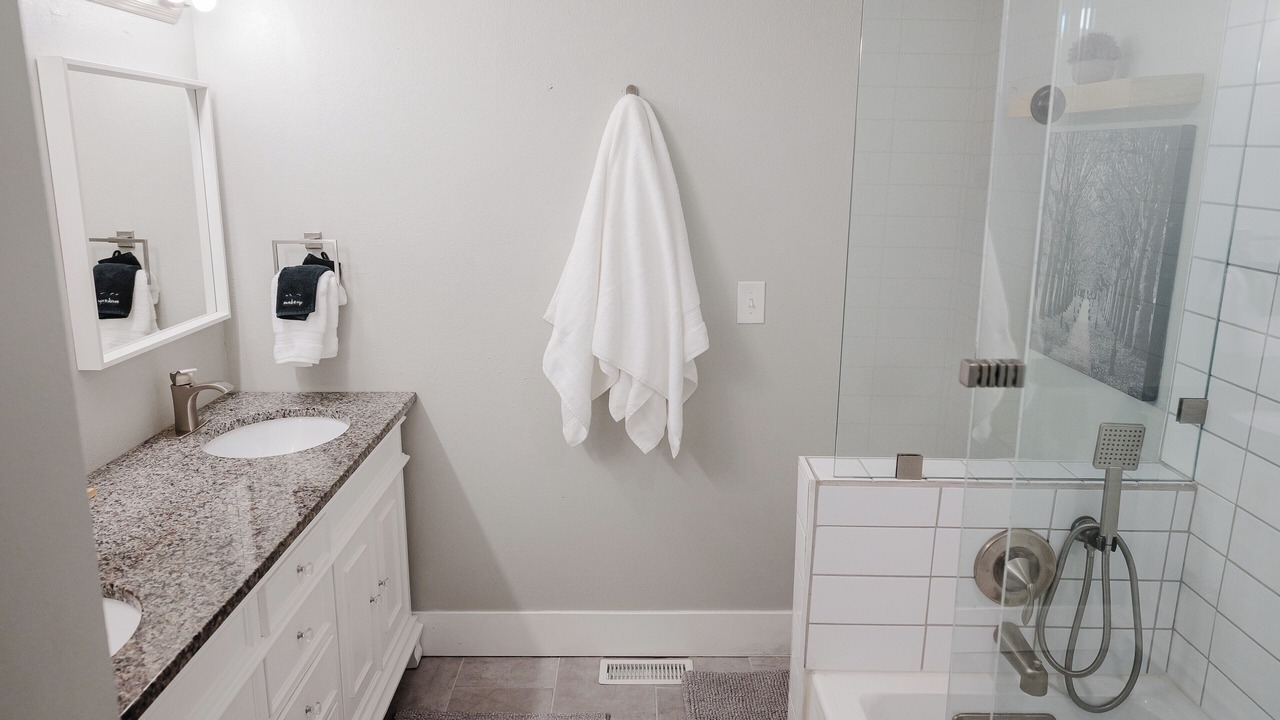 Photo of Bathroom in Cottonwood Heights
