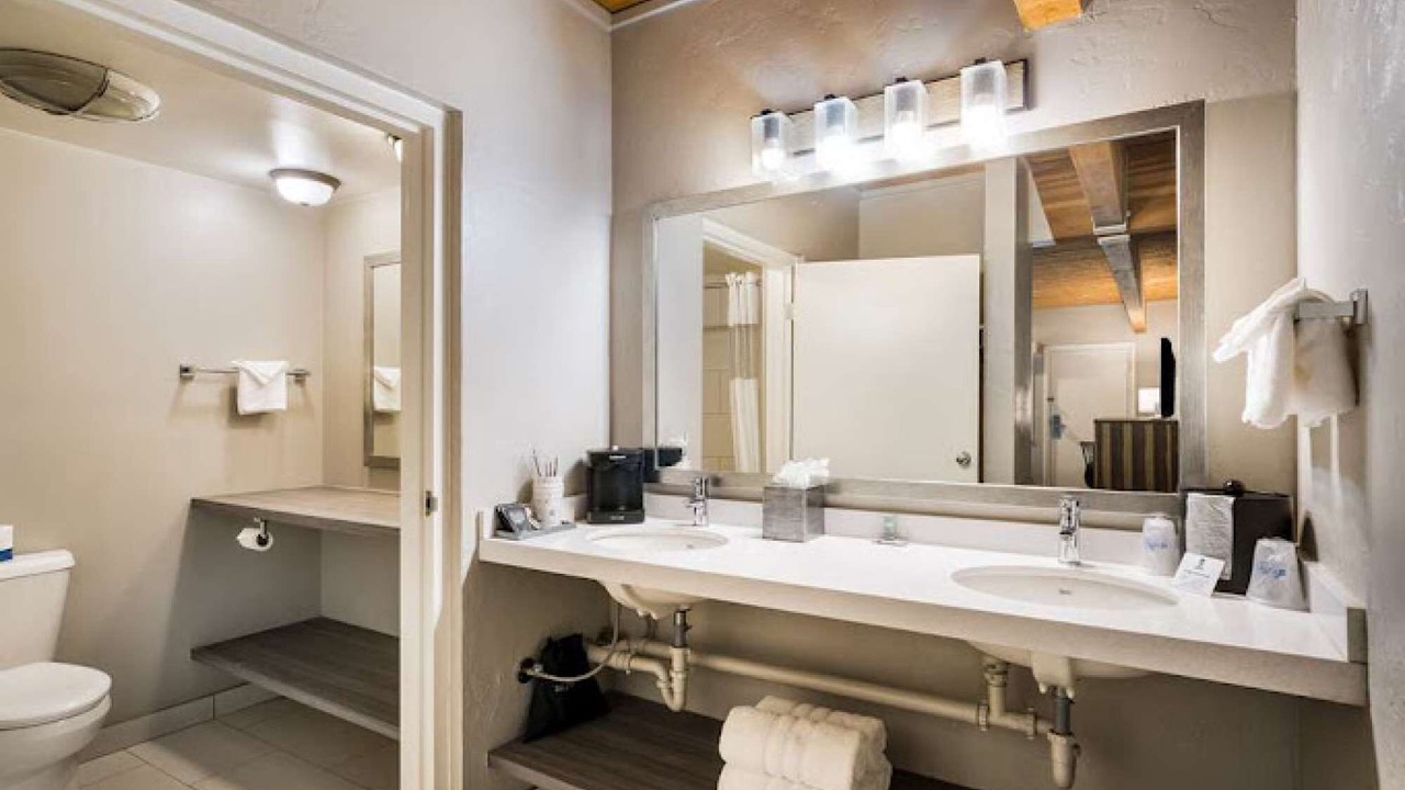 Photo of Bathroom in Glenwood Springs