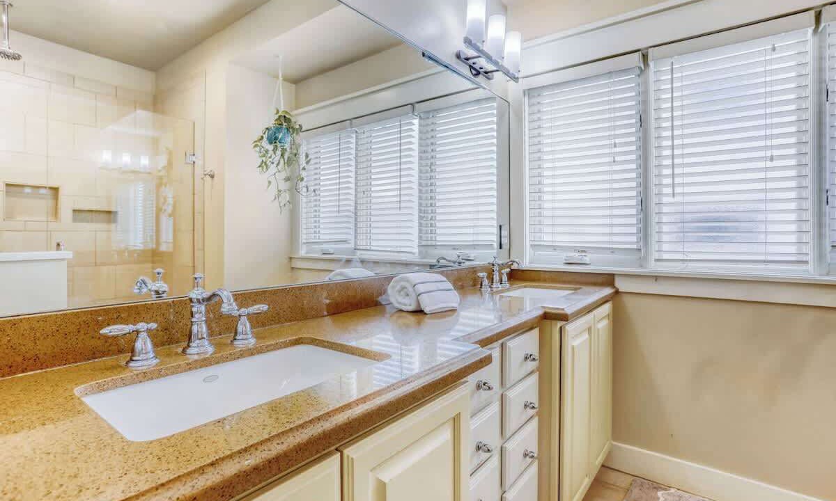 Photo of Bathroom in Old North Boulder