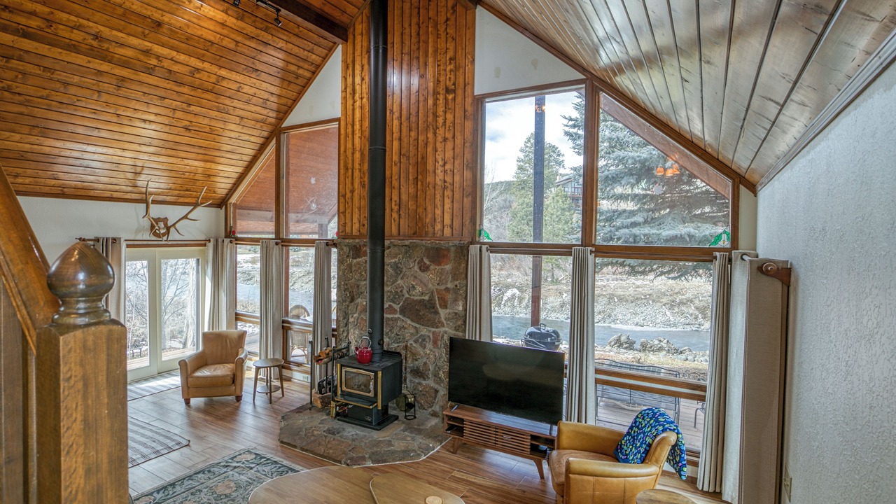 Photo of Livingroom in San Juan River Village