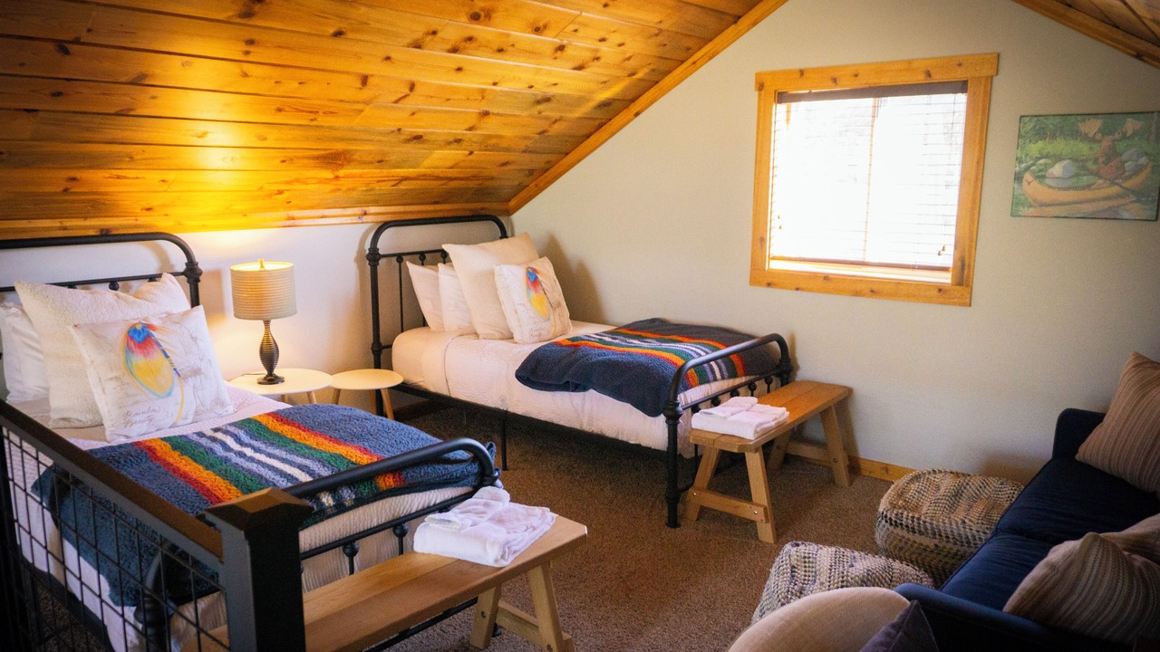 Photo of Bedroom in Warm Springs
