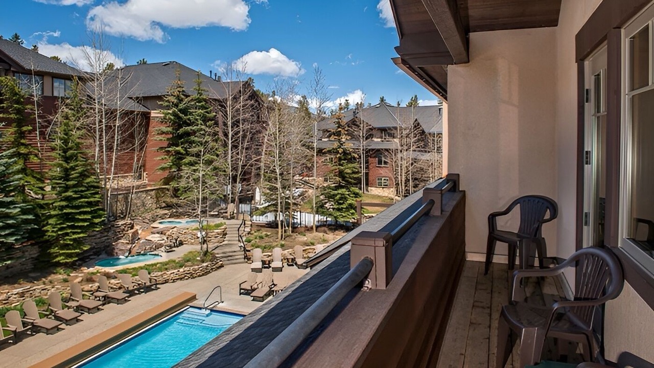 Photo of Outdoor in Peak 9