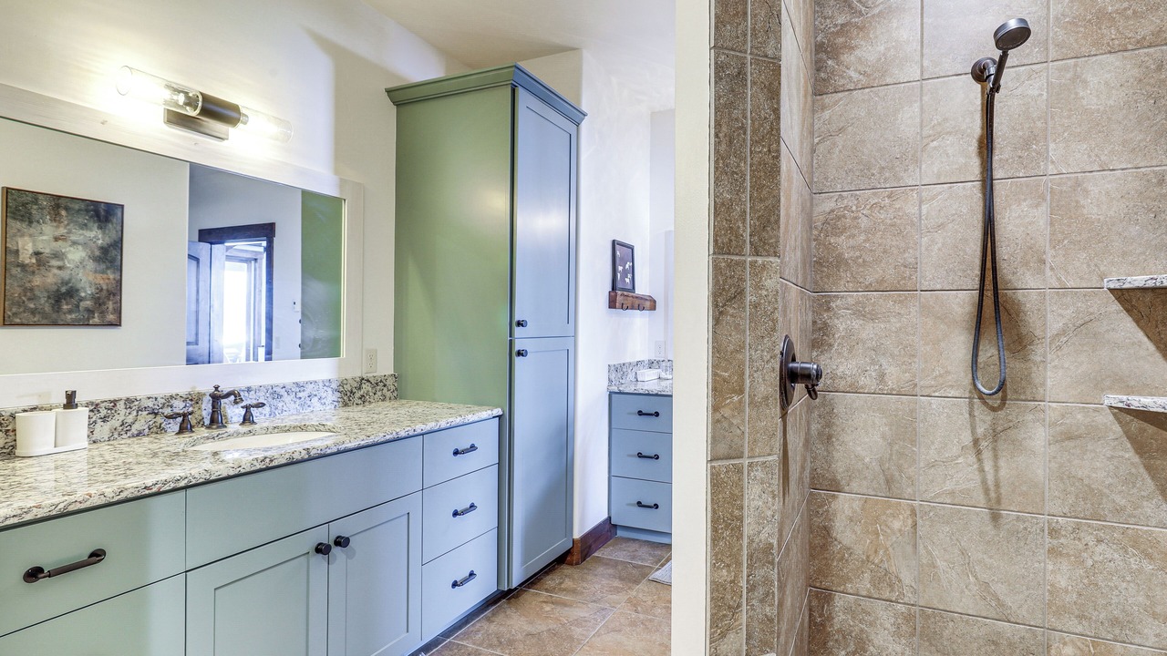 Photo of Bathroom in Gunnison
