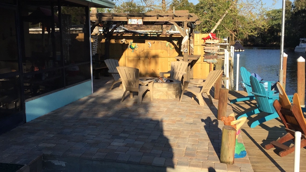 Photo of Outdoor in Weeki Wachee Gardens