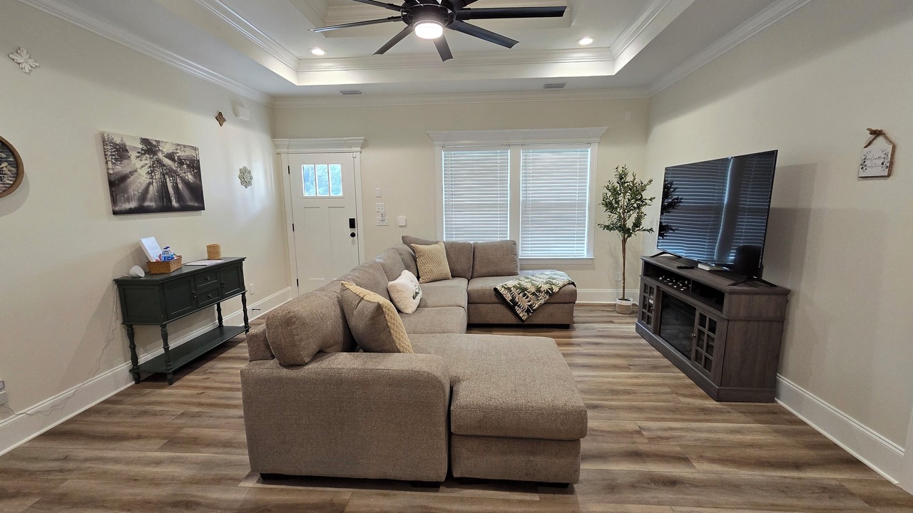 Photo of Livingroom in Crawfordville